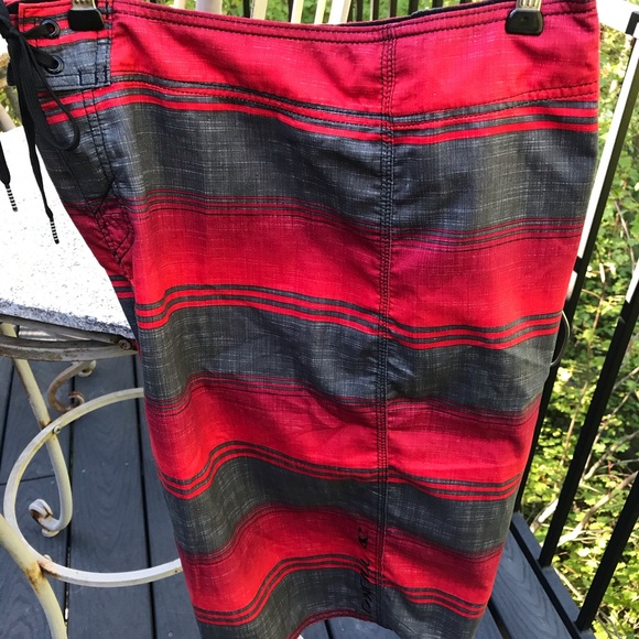 Men’s O’Neill swim trunks/shell - Picture 2 of 3